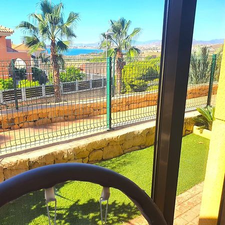 Apartamento con hermoso jardín y AC Isla Plana Exterior foto