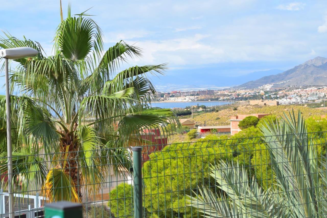 Apartamento con hermoso jardín y AC Isla Plana Exterior foto