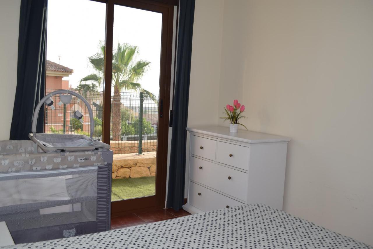 Apartamento con hermoso jardín y AC Isla Plana Exterior foto